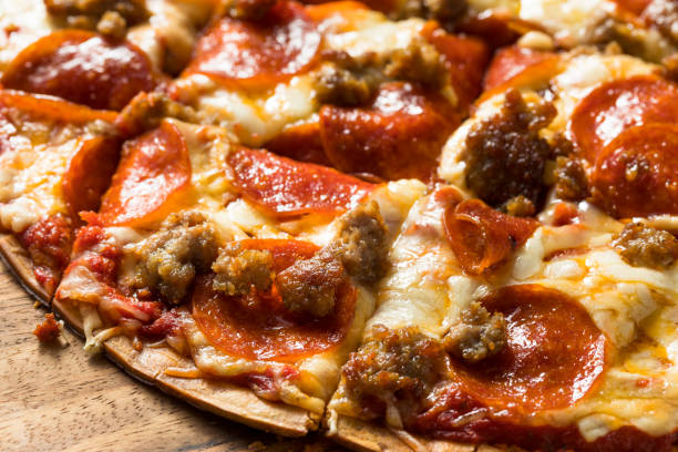 istock Homemade St Louis Style Pepperoni PIzza 1182753226