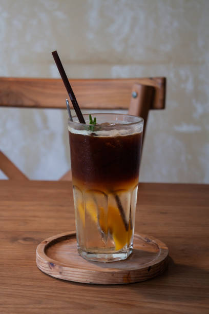 istock Iced coffee in coffee shop 1182772068