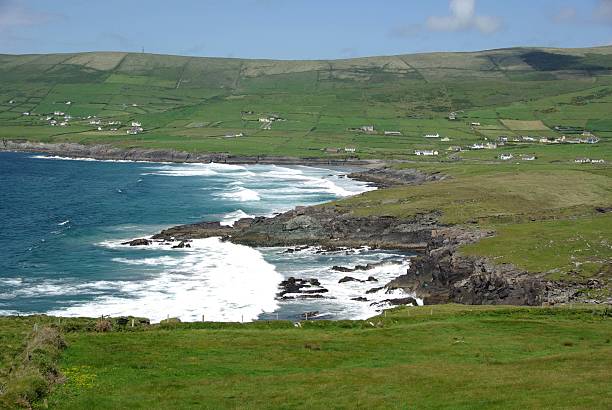 istock Landscape in Ireland 118278042