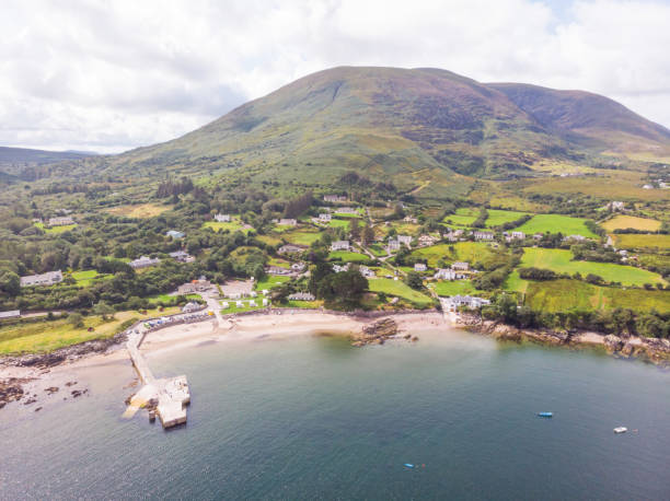 istock Kells Bay and Kells Beach, Ireland 1182792178