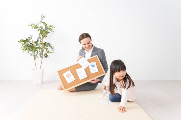 istock Children receive the English lessons 1182810535
