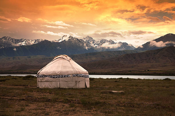 kazakh jurt - cultura nomade foto e immagini stock