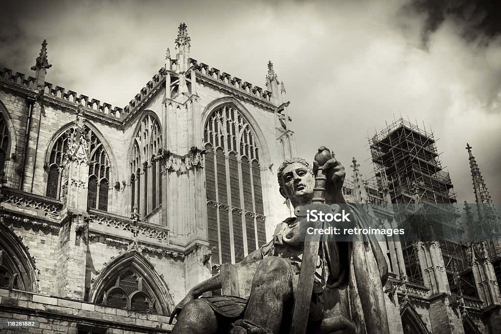 Statue de l'empereur Constantin la superbe cathédrale de York - Photo de Empereur libre de droits