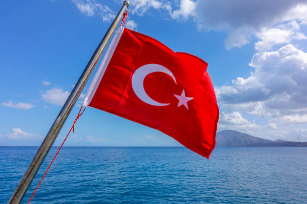istock Turkish flag on yacht 1182843614
