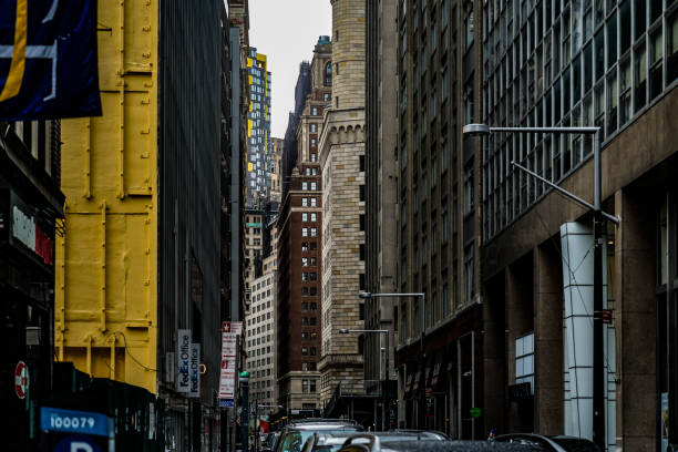 istock Streets of New York Lower Manhattan 1182878340