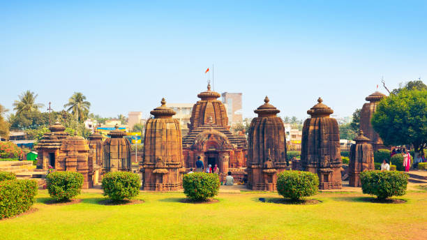 templo mukteshvara en bhubaneswar - indian god fotografías e imágenes de stock