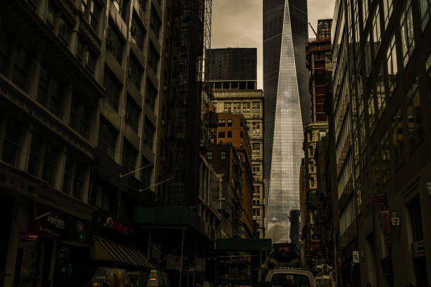 istock Streets of New York Lower Manhattan 1182882018