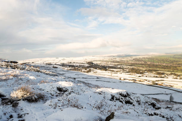 istock Snow on Rombalds moor. Yorkshire 1182883929