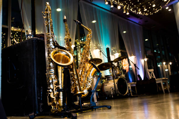 istock Golden Saxophone on the floor 1182888314