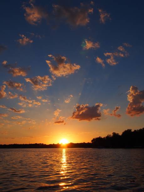 istock Beautiful Lake Lansing Sunset 1182894902