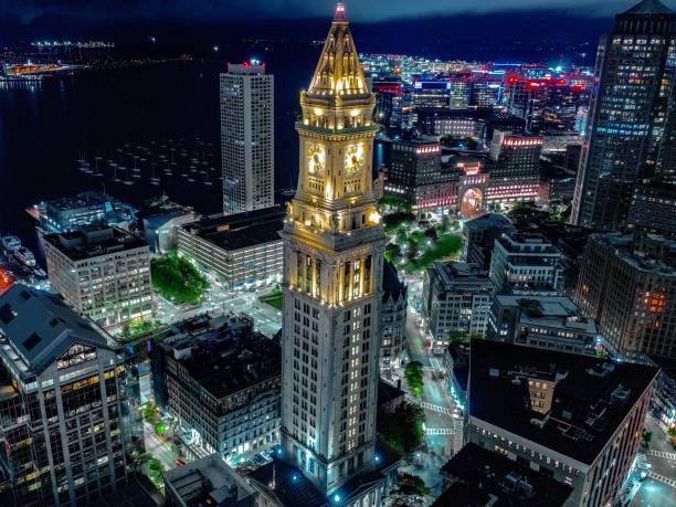 widok z lotu ptaka na centrum bostonu - boston skyline panoramic night zdjęcia i obrazy z banku zdjęć