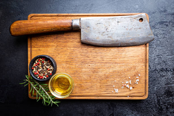 istock Cutting board and seasonings 1182904096