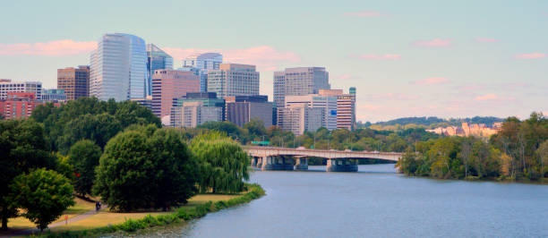istock Cityscape ofWashington DC, US 1182918293