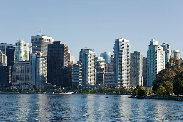 istock Skyscrapers and Construction Site in Vancouver 118291979