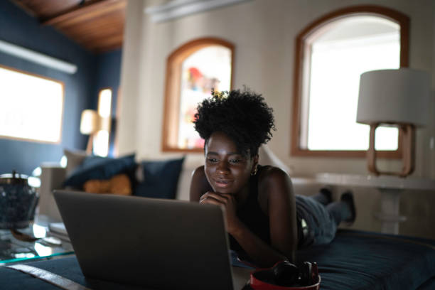 6,000+ Girl Watching Tv Stock Photos, Pictures & Royalty-Free Images -  iStock | Boy and girl watching tv, Girl watching tv at home, Girl watching  tv at night