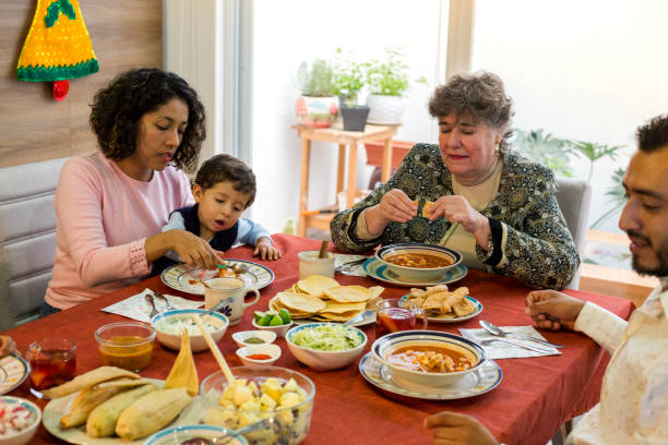 istock Mexican family, Christmas dinner 1182956132