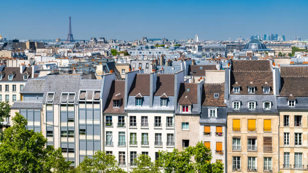 istock Paris, typical buildings and roofs 1182956151