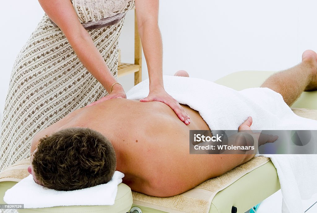 Mann immer eine massage - Lizenzfrei Alternative Behandlungsmethode Stock-Foto