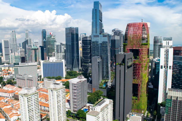 skyline von singapur - singapore city stock-fotos und bilder