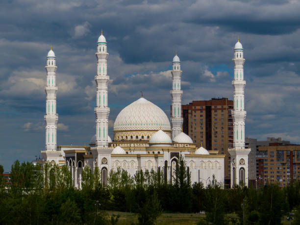 istock Hazrat Sultan Mosque, Nur-Sultan, Kazakhstan 1182990585
