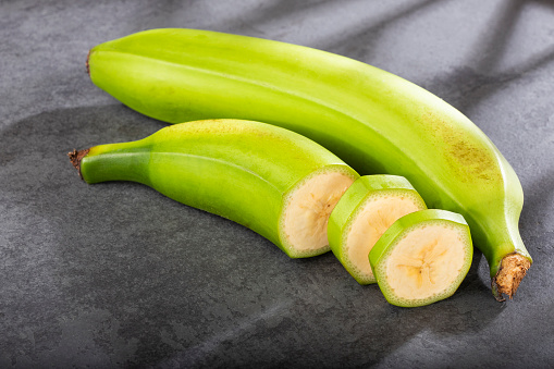 Musa x paradisiaca - Organic green banana