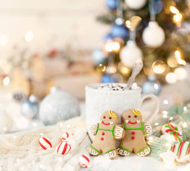istock Christmas gingerbread man cookies and hot chocolate 1183030280