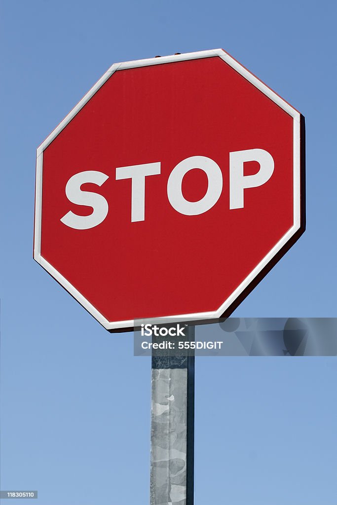 Segnale di Stop - Foto stock royalty-free di Ambientazione esterna