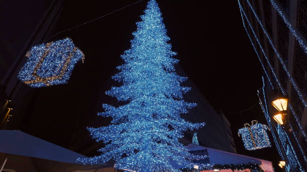 istock A big Christmas tree in a public place 1183062154