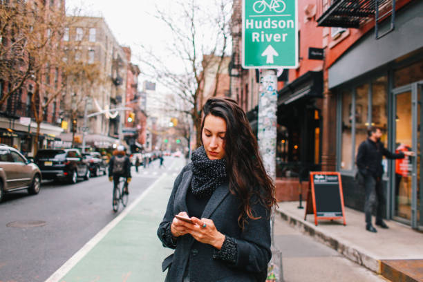 istock searching for ride share in Manhattan, NY 1183071774