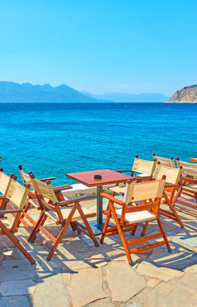 istock Cafe at waterfront by the sea 1183083616