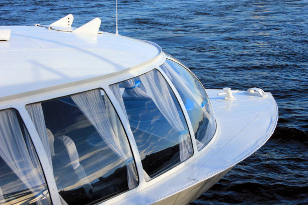 istock white meteor nose on waves water transport 1183121010