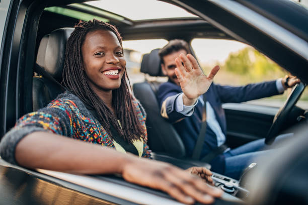 istock Couple going on a road trip 1183126232