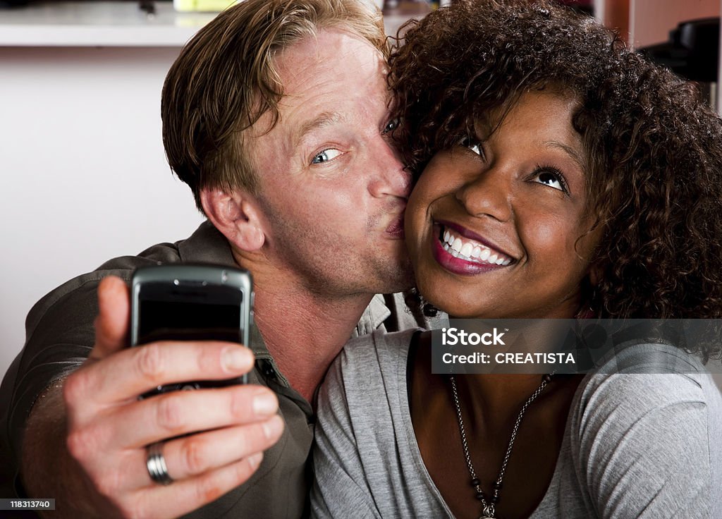 Raza mixta pareja en Café - Foto de stock de Adulto libre de derechos