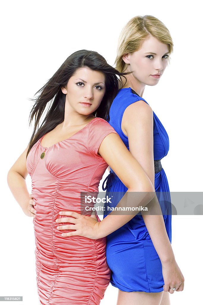 Duas belas mulheres jovens em vestidos de noite. - Royalty-free 18-19 Anos Foto de stock