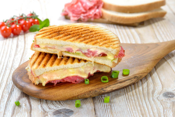 istock Grilled sandwich with salami 1183160061