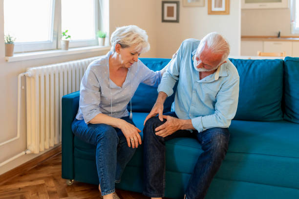 istock Senior man with knee arthritis 1183250458