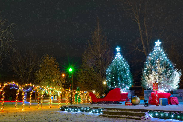 istock Outdoor Christmas display 1183252313
