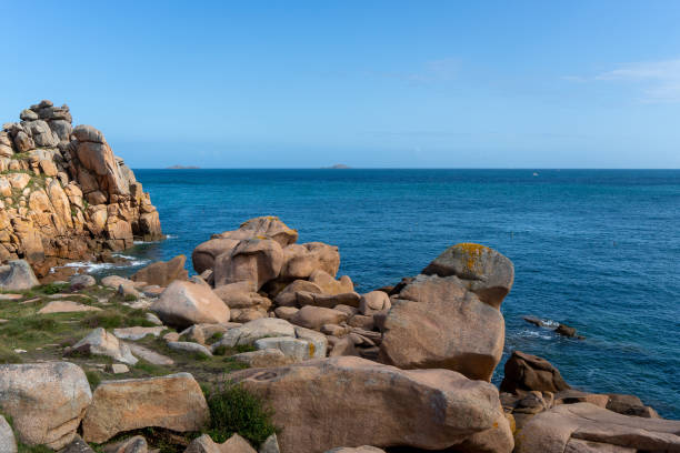 istock Hiking on Brittany coast odds 1183288681