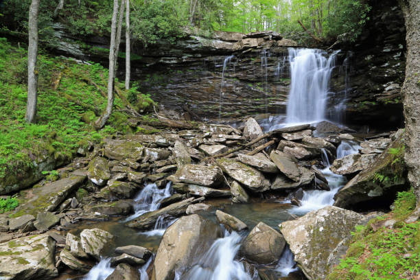 istock Hills Creek and Middle Falls 1183295364