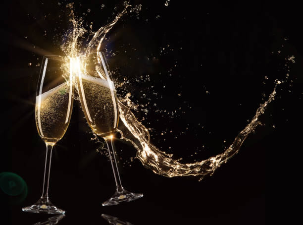 bicchieri di champagne, tema celebrazione. - champagne flute foto e immagini stock