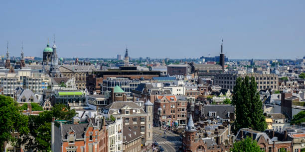 istock Panoramic view over springtime Amsterdam with the famous canals 1183313442