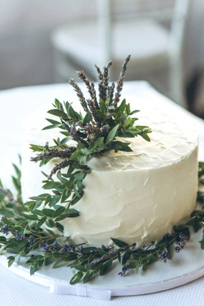 istock Cake decorated with lavender flowers. 1183376071