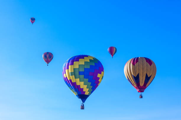 istock Five Hot Air Balloons 1183376926