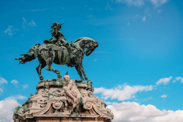 istock Equestrian statue of Prince Savoyai Eugen 1183411201