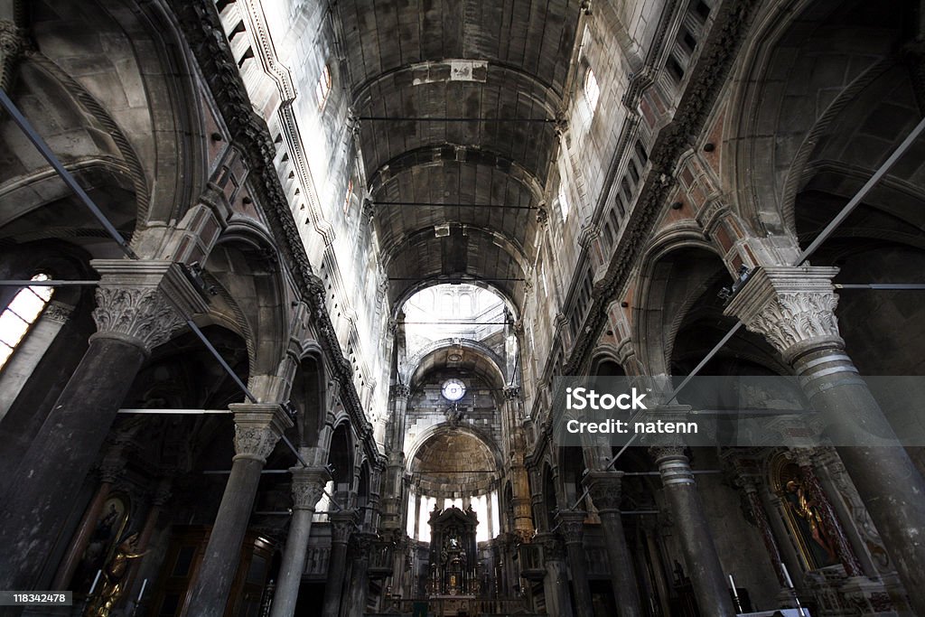 Antigua catedral de Croacia - Foto de stock de Altar libre de derechos