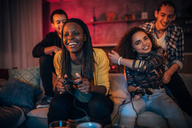 istock Friends playing video games 1183435954