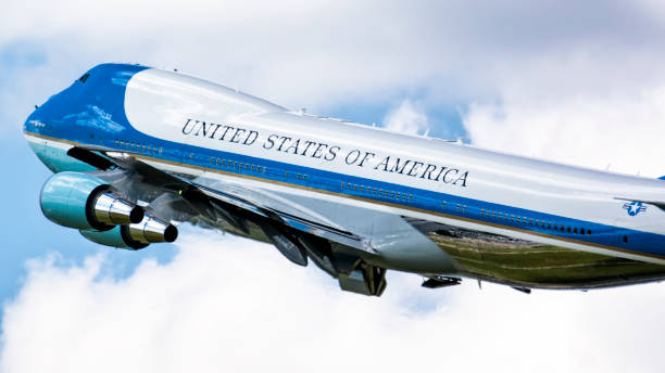 air force one donald trump - boeing 747 immagine foto e immagini stock