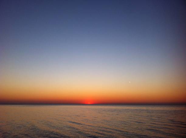 istock Beautiful sunset in the sea 1183503075