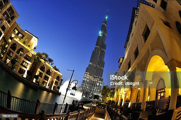 Dubai Luxusstil Stockfoto und mehr Bilder von Abenddämmerung - Abenddämmerung, Arabeske, Burj Khalifa