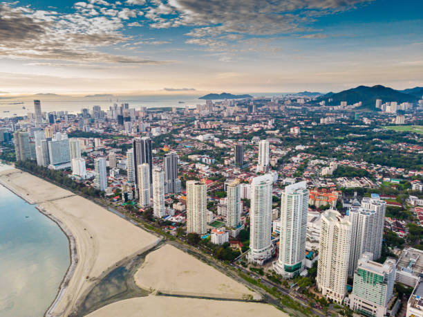 istock Coasline of Gurney Drive 1183561709
